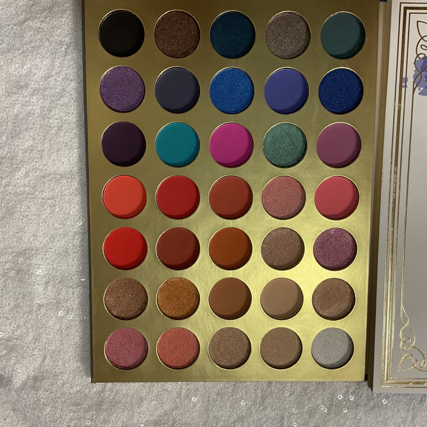 Secret of Beauty Eyeshadow Palette